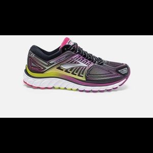 Brooks running shoe 👟